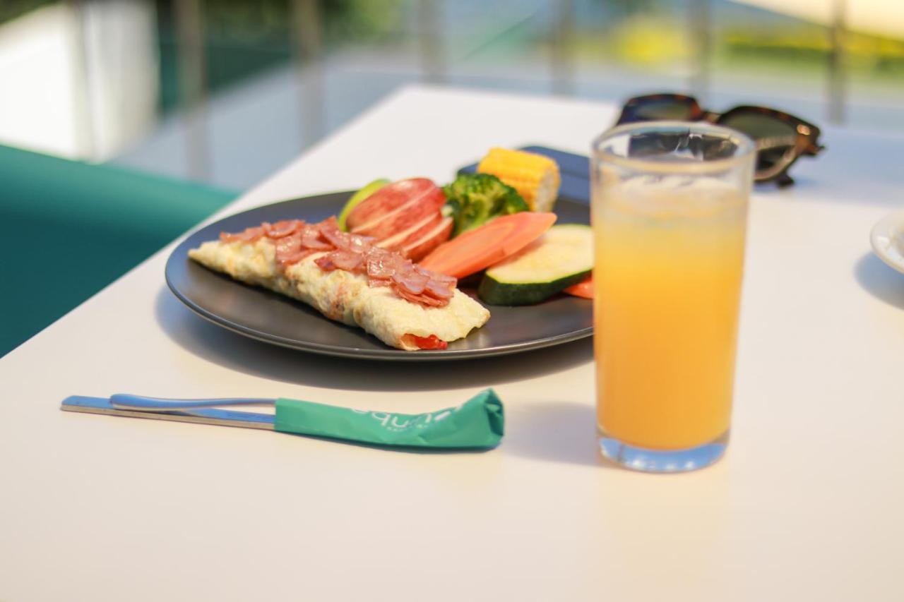 Equinoccio Hotel Santa Ana Zewnętrze zdjęcie
