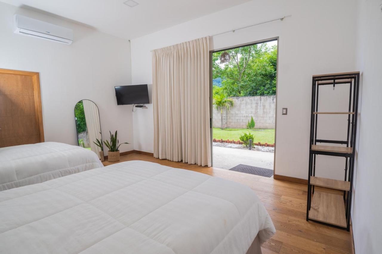 Equinoccio Hotel Santa Ana Zewnętrze zdjęcie