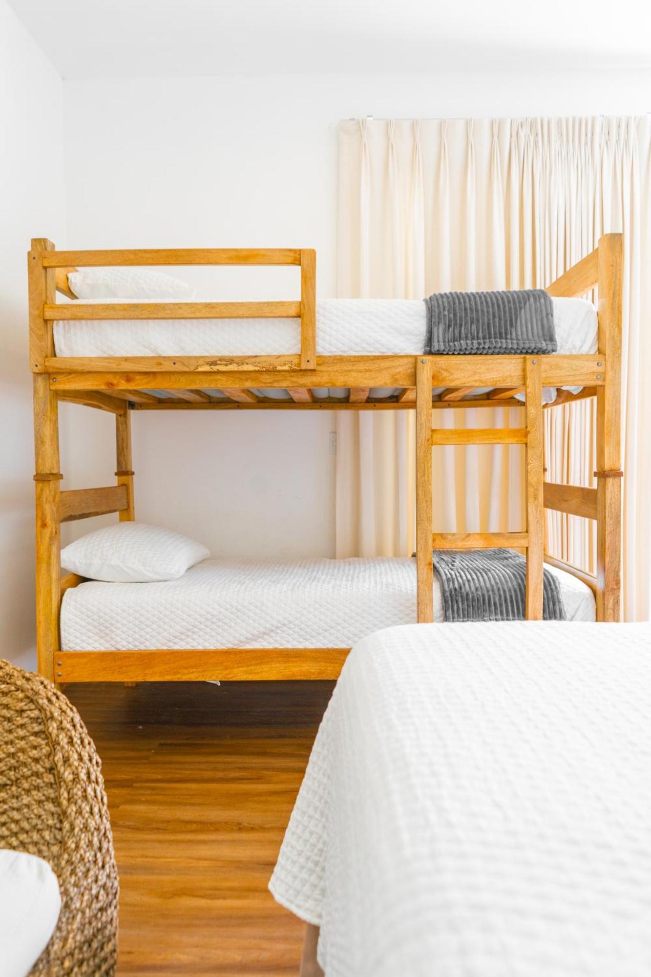 Equinoccio Hotel Santa Ana Zewnętrze zdjęcie